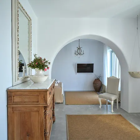 Joy With Private Pool, Close To Naoussa Βίλα Kostos