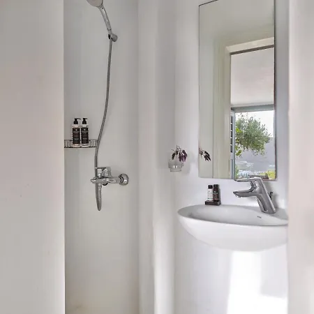 Villa Joy With Private Pool, Close To Naoussa